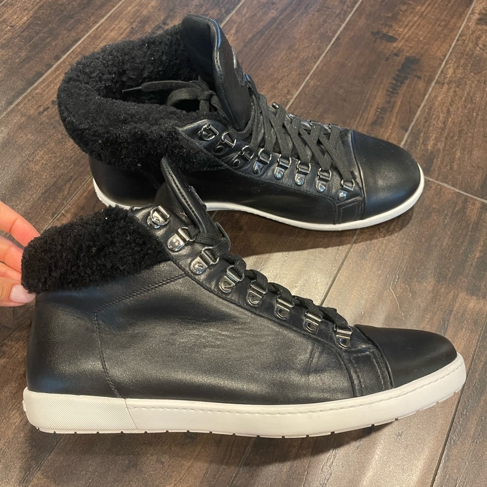 Giorgio Armani Mens Sneakers with Fur - Black Size 9